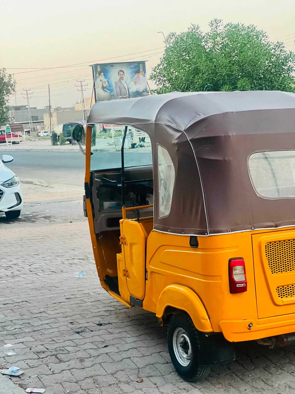 سلام عليكم تكتك ٢٢ كفاله عامه ماعده ضربه بالتكمه فقط رقم كربلاء مشروع وطني وين ميعجبك تحويل 
مكاني بغداد المحموديه 
***********
سعر ٨٨٠٠ بيها مجال حگ الجيه فقط
