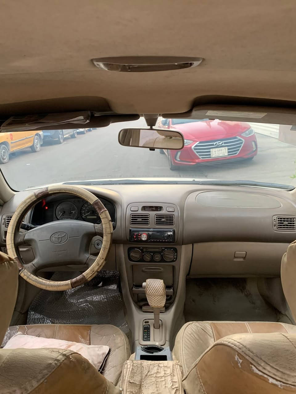 السلام عليكم كورلا موديل 2000 للبيع لون شمباني
مكينه 2000cc
محرك كير جدد 
منضومه  تبريد جديده 
راديتر ماء ومراوح جديد 
صدر جديد
 طخم تاير جديد
 باتري جديد 
جامة امامية جديدة
السياره جاهزة وأدامه كامله السياره 
حادثها جاملغ ايمن + بنيد رقم بغداد أنكليزي سنويه ل28
السياره باسمي تحول مباشر سياره نقصها بس صبغ مكاني كاظميه ساحة عدن السعر 57 اتصل ***********
***********
