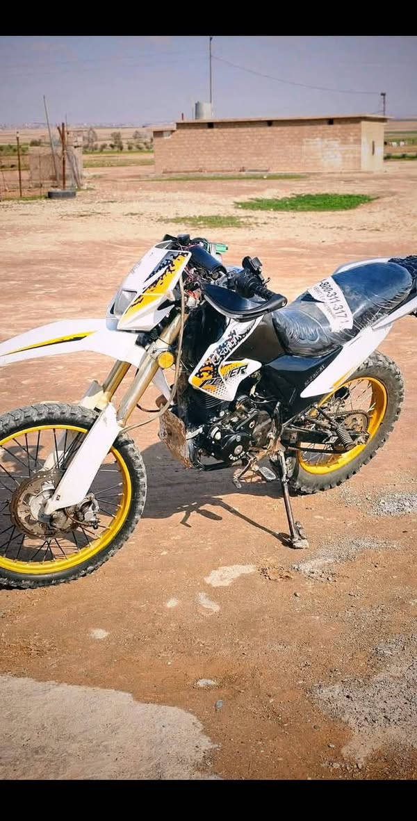 السلام عليكم قفاز للبيع 2020 ما عايزه كل شيء بيطعج خفيف بتاير جدا سعر 700 وبي مجال استفسار على الخط ***********
