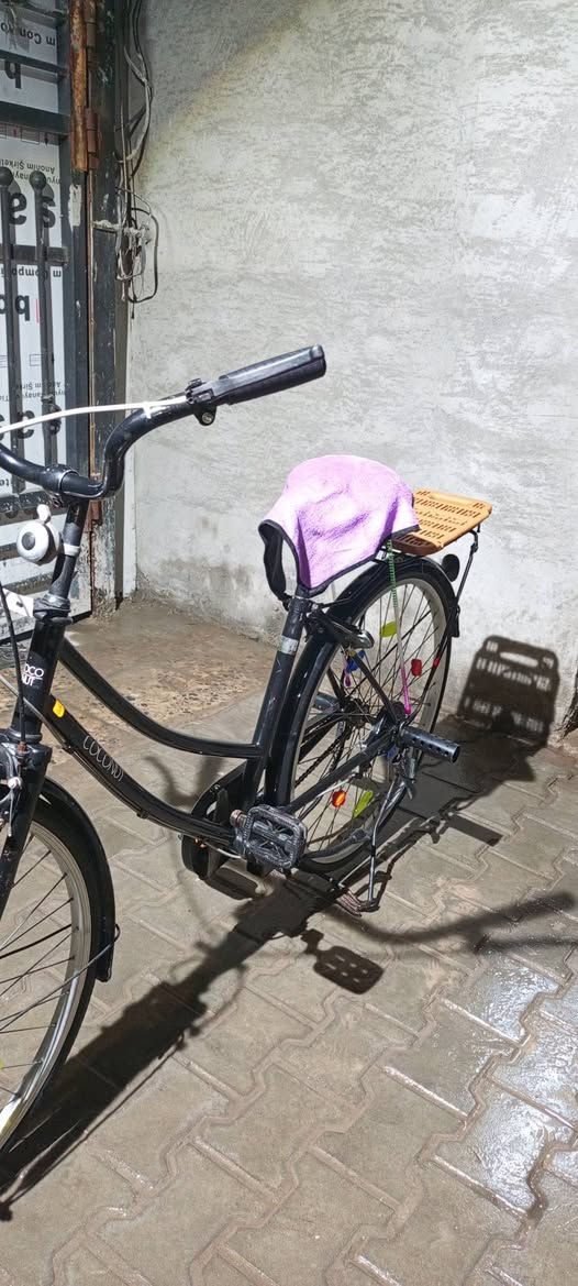 سلام عليكم باسكل بناتي اصلي حاويه ياباني كله مختم نزلته قبل فتره ب125 ملاحضه بي فقط كم شخط و وياله كله عدله كله عدله مالته موديل 2017 مكاني بغداد الشعله هاذ رقمي بي واتساب *********** سعره 100 وبي مجاله باسكل كله بلادي
