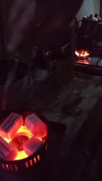 بعون الله تعالى تم وصول فحم البركان  فحم اندنوسي لا ريحة لا غاز لا صدا...