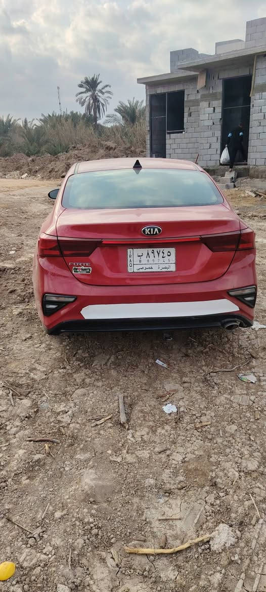 الحادث موضح بلصوره. وراجع علئ البارد فقط بدون صبغ.. ماشيه 65الف اتصل وتدلل ***********
ملاحظه.. السياره معوقين بيها بعد سنتين صير حره البصرة, العراق
