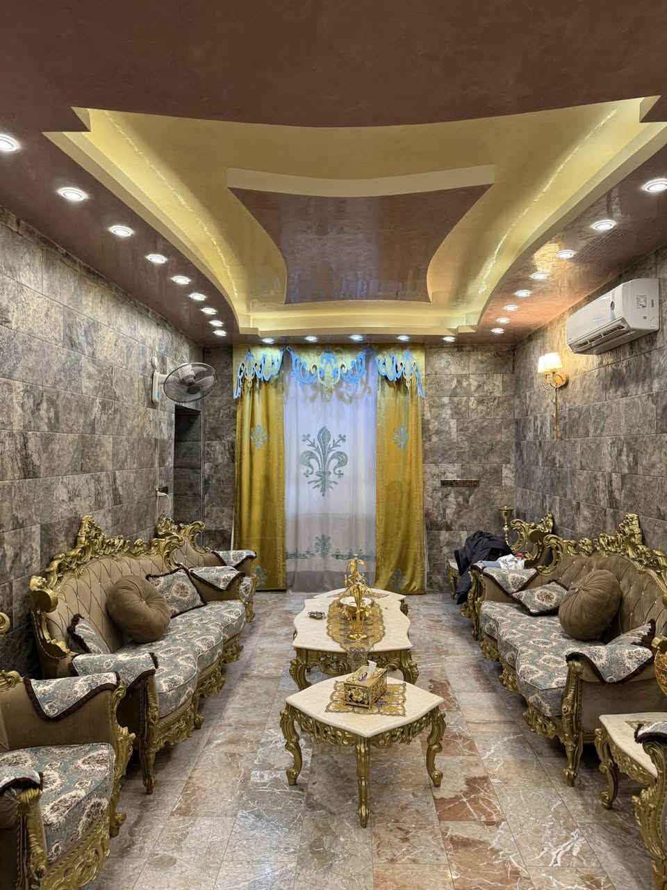 #دار للبيع او مراوس جديد مكتب اياد للعقار النجف الأشرف 
#دار للبيع او مراوس 100م الواجه 10نزال 10طابقين حي السلام مربع ركن شارع 10مع الاثاث 

#موقع راقي ومثالي للسكن عندك عروض سكني او تجاري مراوس مراسله على وساب مكتب اياد للعقار 
#النجف # طابقين 3غرف نوم للبيع او مراوس 
بناء حديث هندسي ، احدث التصاميم العصرية vip اشراف وتنفيذ البناء كادر VIP 
سارع الاتصال سعر جداً مناسب جيد الطابق الاول  صاله مطبخ  استقبال
 الطابق الثاني  3غرف نوم صاله صحيات ***********/***********
 #مكتب_اياد  _للعقار  #بيع #شراء #عقارات
#اكسبلور #عقارات #اكسبلورexpIoreعقارتي #العراق #لايكات #نجف #دعوة #بغداد  مشاهدات # لايك # دعم مكتب اياد للعقار #
