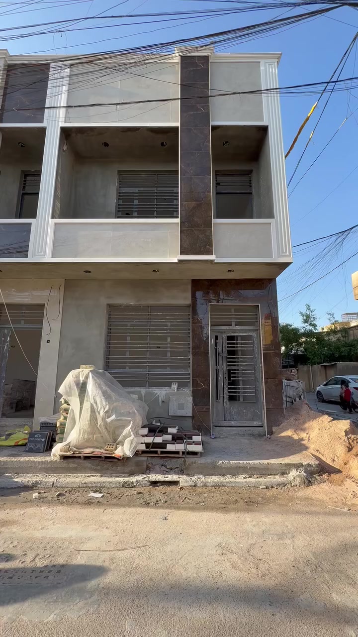 السلام عليكم متوفر بيوت للبيع مساحه ٤٠ متر وجها ٥ ونزال ٨ على محله ٤٢٦ قطاع ثاني على التبليط سعر الركن ١٣٠ مع المجال وسعر العادي ١٢٥ مع المجال للستفسار مراجعه مكتب ارض الخيرات أو الاتصال ***********
