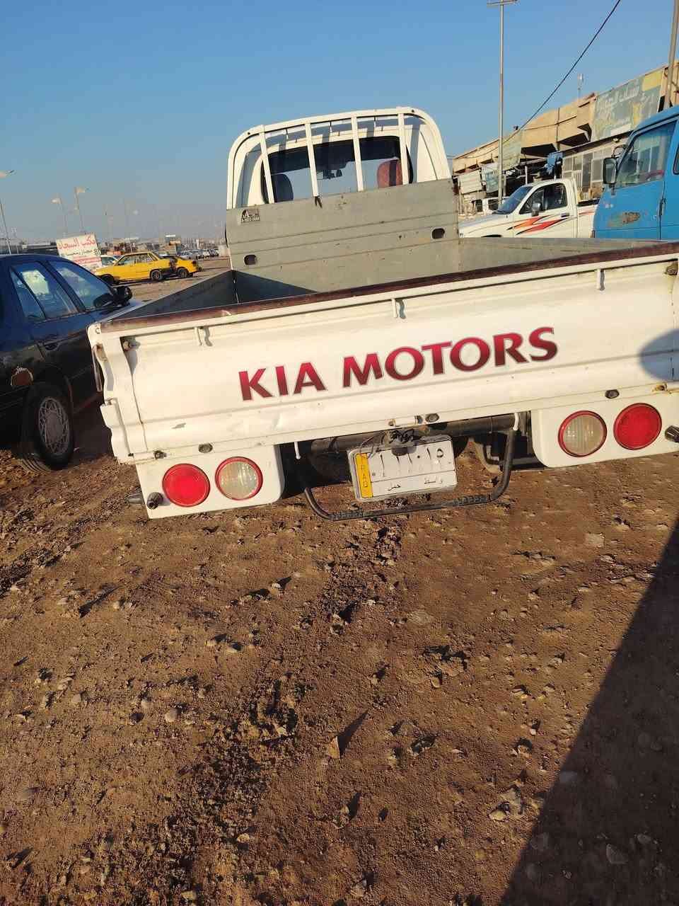 كيا بنكو موديل ٢٠١٣ سنويه نافذه ٢٣ كير محرك صدر تخم تاير كله مكفول السونار موجود شرط التحويل َمكاني الصويره رقم واسط هاتف *********** مكلف بلنشر
