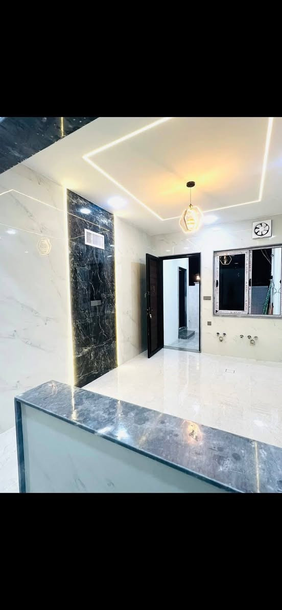 � #عروض #مكتب #الحارث #الحديث 🏡
📍 الموقع: الموصل – [حي-الملايين-الاولى]
⚡بعد-جامع-صواف
📐 المساحة: [150-متر- واجهة-7/5]
🛏️ عدد الغرف: [5- غرف- نوم-طابقين]
🛁 عدد الحمامات: [2-حمام ]
🍽️ مطبخ + صالة + كراج + سطح 
✨ المميزات:* سنة-البناء-2026
✅ صنف اللعقار -بستان-ملك-صرف
💸 السعر: [ يُذكر عند التواصل / او الاتصال ]
✨ -اكتب-كلمة-تم-وصلك-سعر
📞 للاستفسار والمعاينة اتصلوا بنا على الأرقام التالية:
***********
***********
📍 موقع المكتب سايدن التعليم العالي 
📍 الموصل – وقرب معمل أصب وتربيه رابعه
✨يرجه -متابعه -الصفحه-الصلكم-كل- مهواجديد
📌 نستقبل كافة العروضات داخل أحياء الموصل 

#عقارات_الموصل #دار_للبيع #الموصل #بيت_للبيع #مكتب_الحارث #الحديث   #فرصة_عقارية #الموصل
