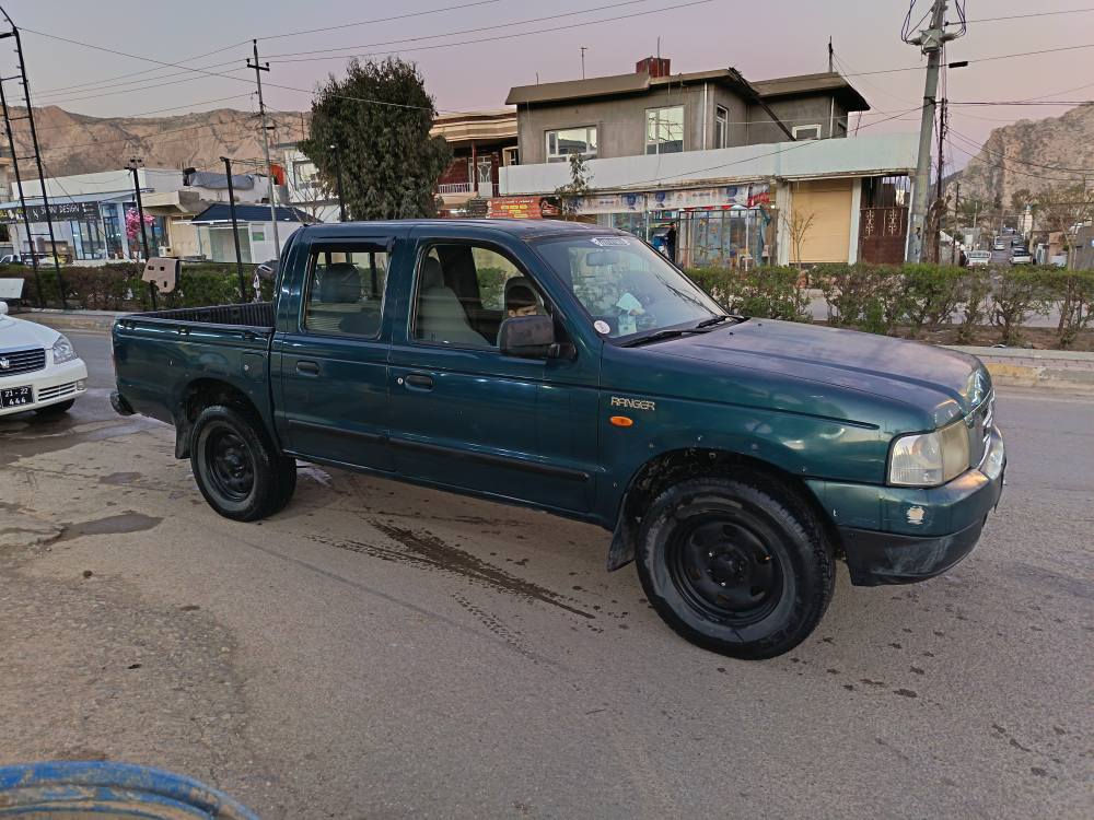 پیکاب فۆرد رەنجەر مۆدێل 2004 مزایەدە ، بێ دەعم و لێدراو تەبرید و دەبڵ ئەکسل ، سەیارەکە گازە پەمپ و نەوزڵە زۆر بێ مەسروفە ماڵی ئیش و کەسابەتە ، نرخی 48 وەرەقە شوێن دەربەندیخان  
*********** السليمانية, العراق
