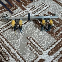 عندي مصطره نوزلات وشاشه بس بانزين مايشتغل وعندي بطانه مال جنطه مال جنب...
