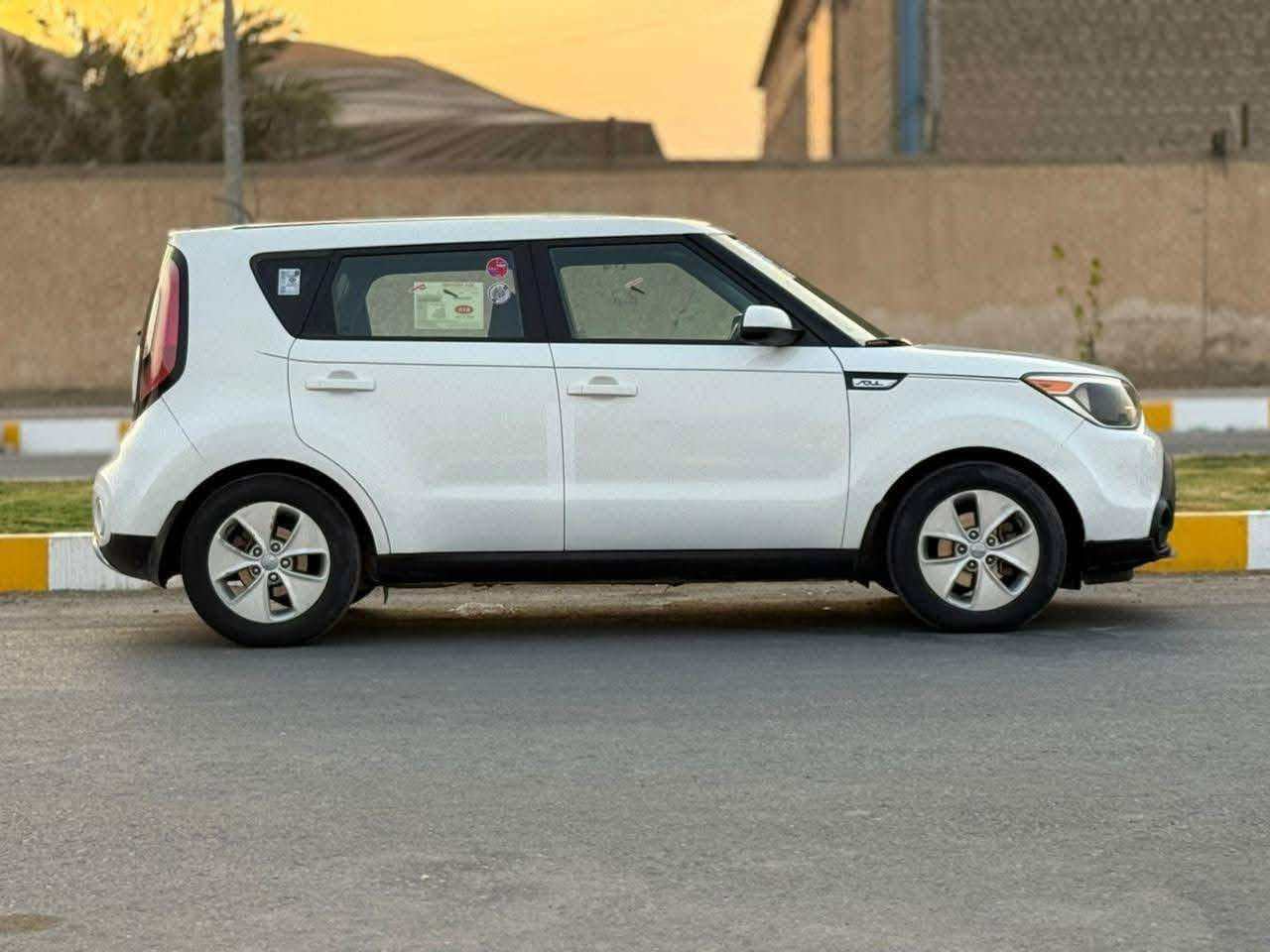 اسلام عليكم  للبيع كيه صول موديل2016 وارد أمريكي بيهه صبغ يعني مامكفوله رقم ذي قار
رقم دولي مكان السياره دوانيه 
تخم تاير باتري جديد السعر ١٠٥ وبيهه مجال 
لاستفسار ***********
