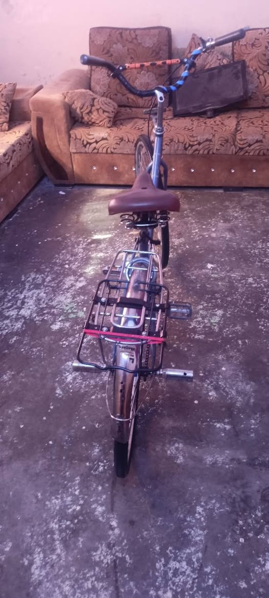 بايسكل للبيع السعر 60 وبي مجال ويه الغراض كامل


**إذا كنت صاحب هذا الإعلان وتريد حذفه لأي سبب، رجاءا أرسل رسالة إلى الدعم الفني**