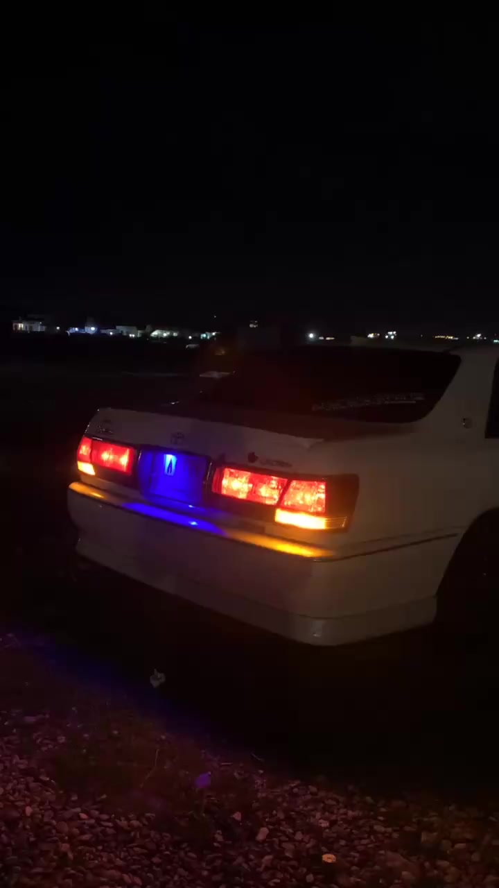 بەناوی خوا مەلیکە  بڕاوە🤍
دیفۆڕ  بچوکی مەڕخوب
دودوگمەی پەردە
چوار کوشن کارەبا
ئاوێنە کارەبایو شەفت
پێشو پشت سپۆڕت
ناوی ڕێک پاکەتیە ناو زەرد 
سەیارەکە کامل کامل مەسروفە
یەک دوسەو پەنجای مەسروف تیا بو 600دەفتەر ببڕە
سەیارەکە هی ماڵە بەس خزمەت کراوە
گێڕو مەکینەی بە شەرتی سەت وەستا
سەیارەکە زۆر خاوێنو زۆر جوانە ٤تایەو ویلی ماجستای سفری لەبنە
بڕاوە بڕاوە 
دو کۆنتڕۆڵی  لەگەڵ دایە  بۆ دەرگاداخستنو کردنەوەو سندوق
سعر ٤٥ مەعامەلە  سەیارەکە تا نەی بینیو لێی نەخوڕی نازانی چۆنە شوێن ڕانیە 🤍


**إذا كنت صاحب هذا الإعلان وتريد حذفه لأي سبب، رجاءا أرسل رسالة إلى الدعم الفني**