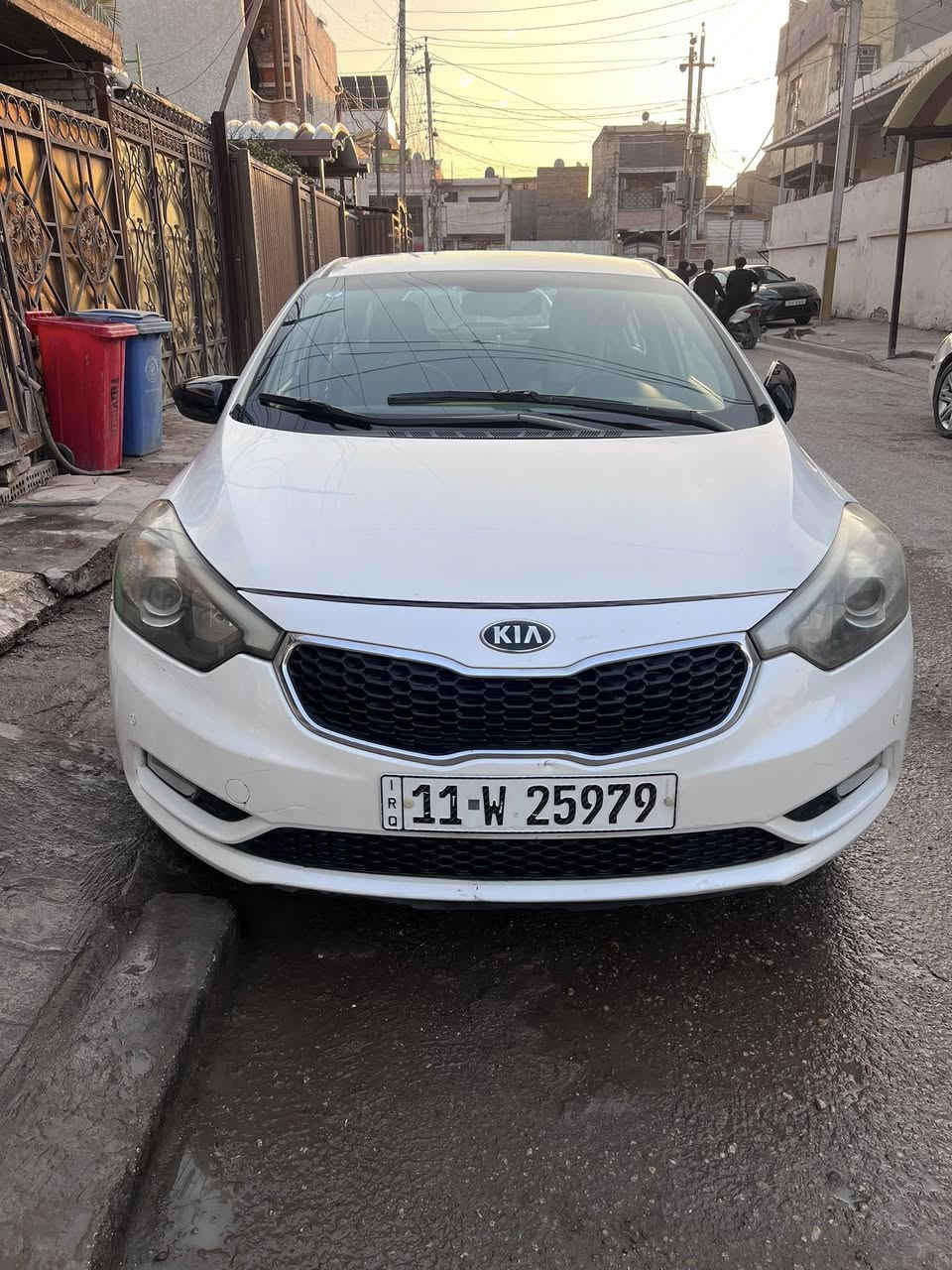 سلام عليكم كيا سيراتو خليجي
موديل 2014

بيها 3 قطع اثر بطش اثنين صبغ وحده كلير 

بدون دواخل لاشواصي  ولا لغود 

تبريد صدر خير من الله مكينه مبدل ضاغطه وزنجيل 

رقم وهزه جديده. 

عارضه 115 بيها مجال. 

مكاني الشعب حي اور 

سونار مرفق

***********
