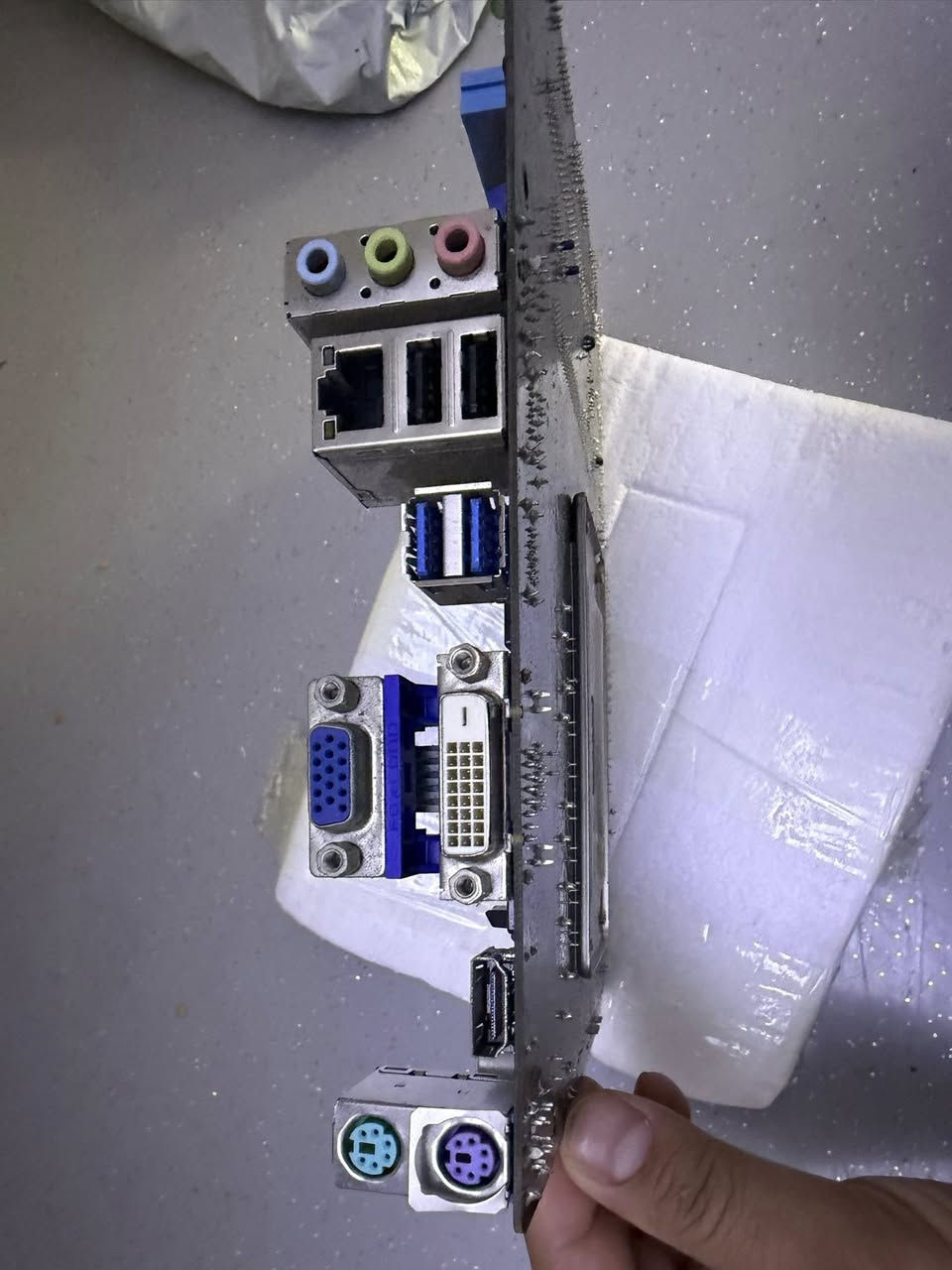 مذربورد بهاذه الشكل خلي سعرك وبلعافيه عليك


**إذا كنت صاحب هذا الإعلان وتريد حذفه لأي سبب، رجاءا أرسل رسالة إلى الدعم الفني**