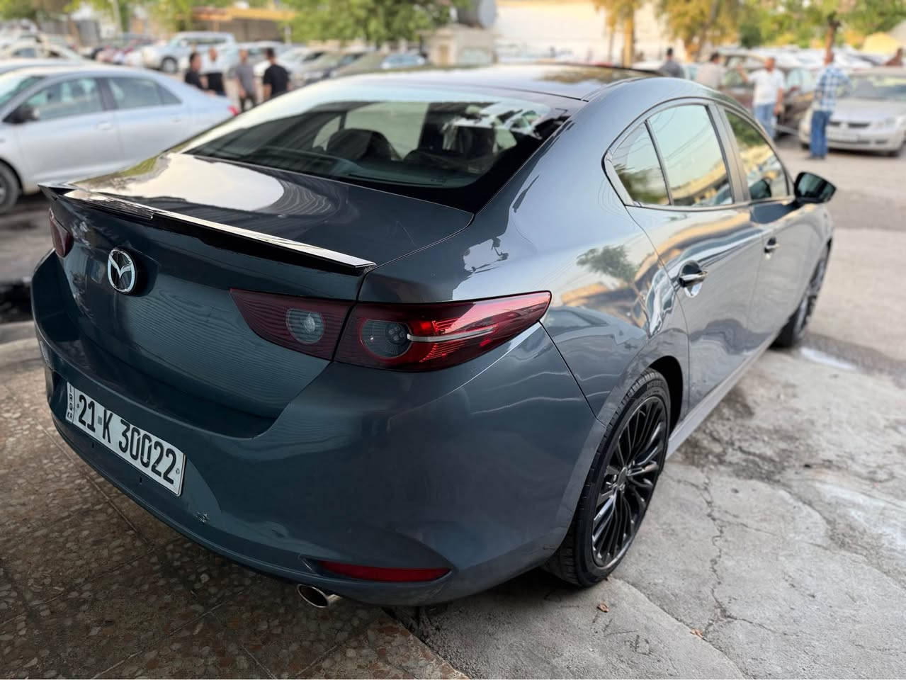 mazda 3  2022
مەکینە ۲.٥ بێ تۆربۆ بێ دەبڵ ئەکسل مەر غوب
کامل گیانی بەشەرت دوپەڵەو پارچەیە بۆیاخە بە بی ناو گرتن
ئێرباگ کامل شەریکەیە
پێشی هیچی پێوەنییە
سەیارەکە ٦۸ هەزار رۆشتوە
سلاید و تەبرید دوزۆن کوشن جلد و کوشن هیتەر
ئاوینە ئەجوڵێ لەکاتی بەگ
تایەی تازەو سەناوی تازە گێڕو مەکینەی نەکراوەتەوەو 
ڕادارو خەتی جادەو ڕاداری ئاوێنە
کامل گیانی بەشەرت
***********
***********
 سیعر ۱۳۸$ مەجالێکی زۆر زۆر کەم السليمانية, العراق
