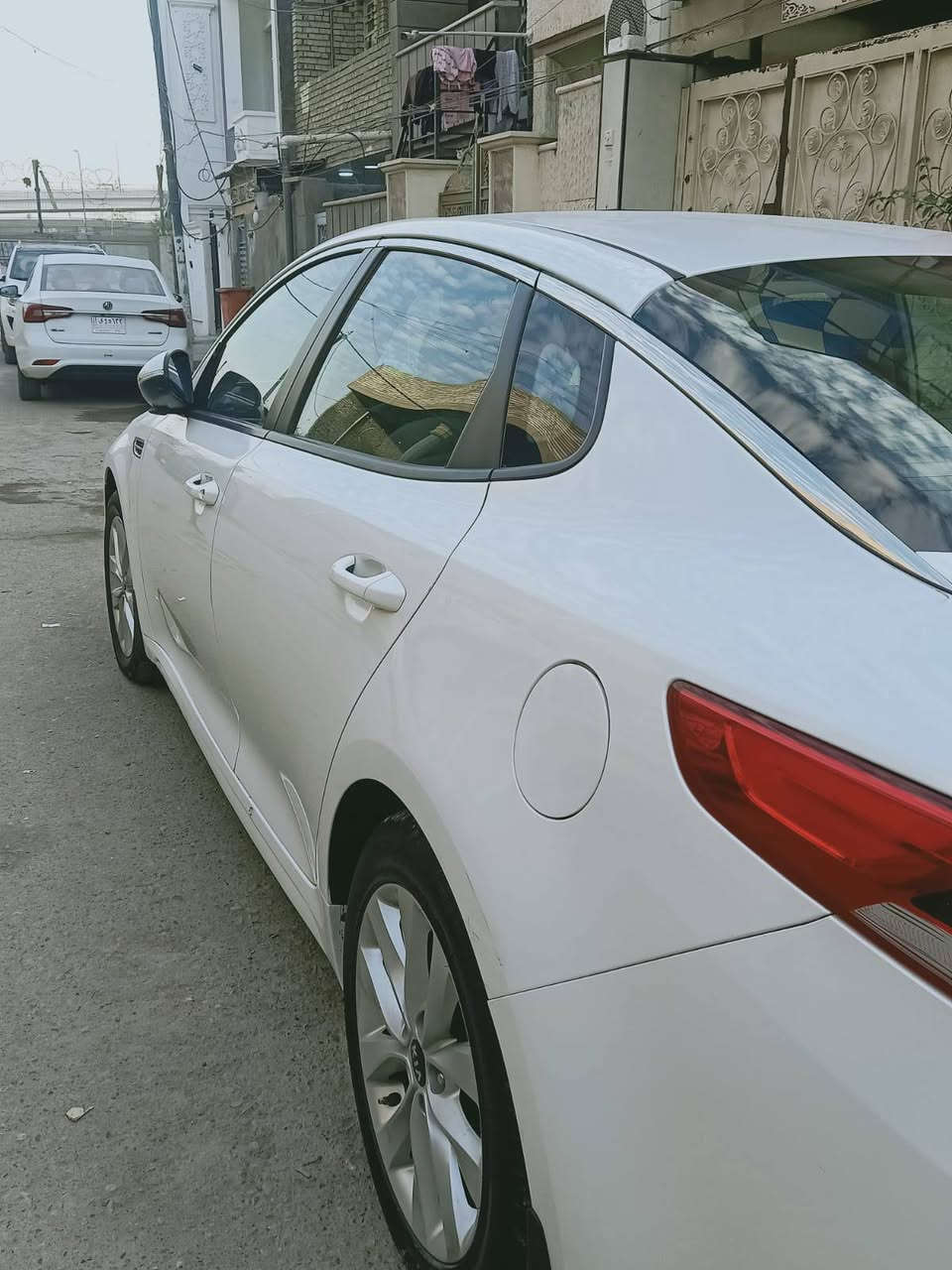 السلام عليكم  اوبتيما موديل 2018 السيارة
خليجي محرك 2000 السيارة جاهزة بالكامل  جديد السيارة ماشية 89الف  ب185  مكفولة  للاستفسار الاتصال على الرقم ***********
***********
