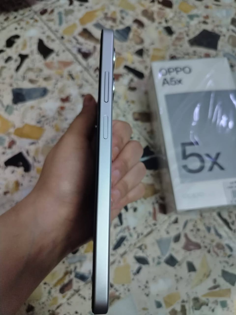 البيع جهاز اوبو A5x نصيف كلش غراصه كامله ذاكره ١٢٨ ب١٢٥ وبي مجال عنوان بغداد بلديات شارع شريط


**إذا كنت صاحب هذا الإعلان وتريد حذفه لأي سبب، رجاءا أرسل رسالة إلى الدعم الفني**