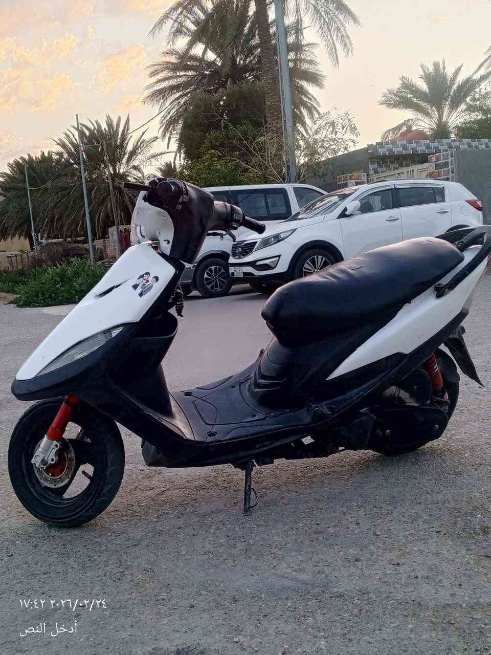 السلام عليكم دراجة ماكس للبيع بوشه 49  مامفتوحه شلعه ومعدل فول دراجة نكره سلف كهربائيات  كله شغاله مابيه كل نقص
بيه شيال ودبلات اماميه رياضي وقطره دهن وقطره اكسل

السعر550وبيه مجال *********** 
وترهم مراوس
