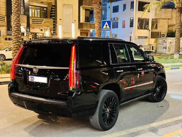 السلام عليكم اخوان للبيع او مراوس بتاهو حديث

السعر 330 وبي مجال بسيط جداً 

كديلاك اسكاليد 2015 خليجي وكالة المنصور 

السياره كفااااله عامه من الصبغ فقط باب مبدل وكاله نفس اللون كير مكينه كله مكفول السياره جديده جداً كل غراض الوكالة موجوده وياها ومناقصها شي السياره كلها بدون قطرة صبغ رقم بغداد ب اسمي تحويل مباشر

فول مواصفات للاخير:-
١-فتحة سقف 
٢- دوس كهرباء
٣- اربع كشنات تدفئه تبريد 
٤- داته شو عرض بالجامه الاماميه 
٥- كشنات السياره كلهن كهرباء حته الاخيره 
٦- تدفئة ستيرن 
٧- خزن ميموري 
٨- تحديد مسار ومانع انحدار
٩- سايد بريك دكمه 
١٠- صندوك كهرباء وجلاق 
١١-كيجات دجتل عرض جميع تفاصيل السياره
١٢- قاصه و شاشه كبيره 
وبعد بيهاا هواي مواصفات مذاكرهن ماعتقد اكو بنضافتها موجود بهل سعر

عنوان السياره بغداد الغزاليه 
                                                                *********** بغداد
