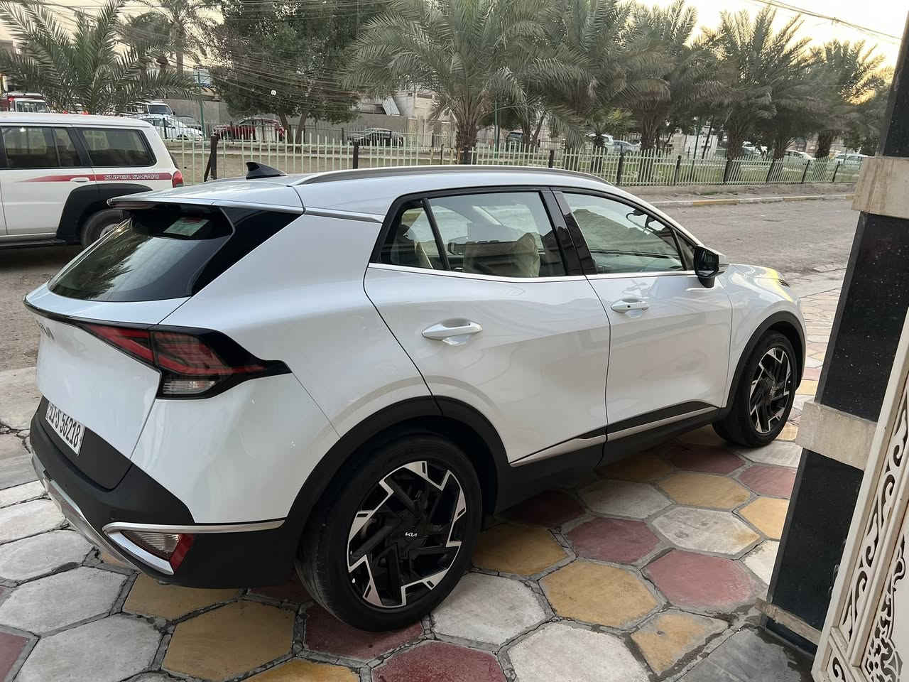 سبورتج 2023 خليجي ضمان الدوليه ماشيه 50 مكفوله كفاله عامه ما عدا بيهه صبغ قليل بين الباب والجاملغ السعر 205 وبيهه مجال مكاني المشتل ***********
