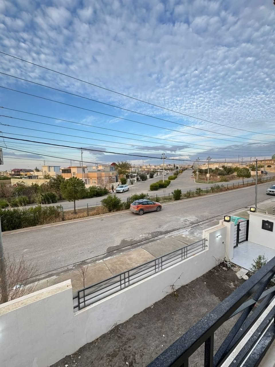 💎#عرض_جديد_موقع_مقابيل_حديقه_شارع_30
🌟#دار_للبيع في اربيل #بمجمع_اشتي (2)
🌟مساحة الدار #300متر#لدار_سقف_مفربيه 
🌟يتكون لدار من(4)غرف نوم وصاله كبيره مع المطبخ
🌟
🌟وستقبال وصحيات خارج وداخل ومنور 
🌟مطبخ #ملاحضه_لدار_نيظام_دكد_موبريده
🌟وكراج وحديقه عدد 2
؟؟؟؟؟؟؟؟؟؟؟؟؟؟؟؟؟؟؟؟؟؟؟؟؟؟؟؟؟؟؟؟؟؟؟؟؟؟؟؟؟
للمعلومات اكثر 
***********📞
