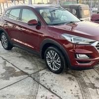 توسان 2020 خليجي ماشيه 38000km رقم بغداد  اللون مميز بالتوسان ( ماروني...