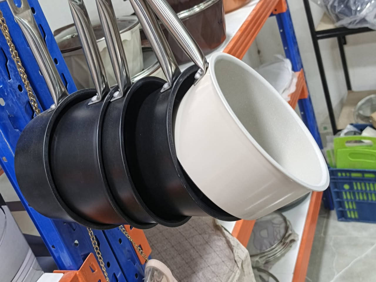 اللهم صل على محمد وال محمد
صول بضاعه بالة اوربية متنوعة منزليه وأجهزة كهربائية جدر كرنيت طاوات تيفال وباله العنوان شارع 13 فرع سيد قاسم شبر يوجد توصيل  اهلا وسهلا بيكم نورونه


**إذا كنت صاحب هذا الإعلان وتريد حذفه لأي سبب، رجاءا أرسل رسالة إلى الدعم الفني**