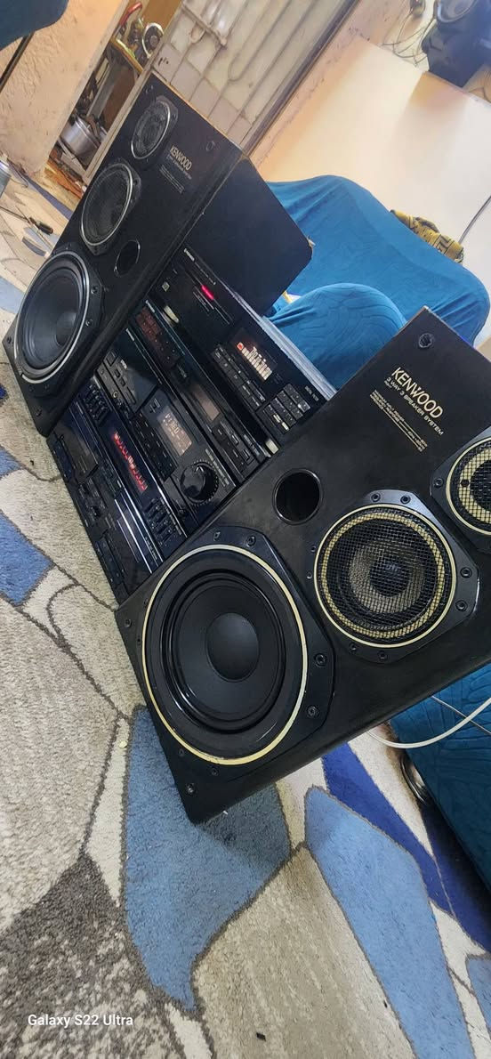 حط سعر معقول وبلعافية عليك
كامل شغال بس الداك والقرص مكطعة القوايش بسبب التخزين 
سبب البيع ماعندي مكان ماعرف تفاصيلة 
مكاني الدورة حي الصحة متوفر توصيل 
 *********** & ***********
