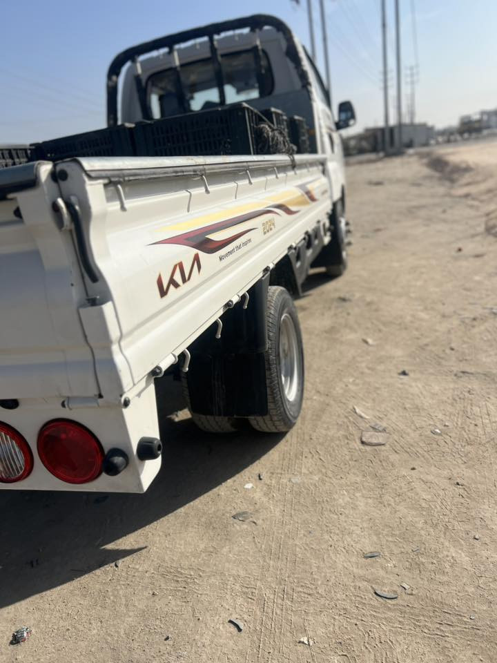 سلام عليكم كيا فحل البيع موديل 2024كفاله عامه ماشيه 26الف الرقم كربلاء دوليه سياره حلوه مابيه يا نقص 
السياره محوره 14+
مدوشمه السعر السياره 195 وبيه مجال 
مكان السياره النجف الأشرف الحيدرية 
السفسار ‭0789 399 5550‬ يتصل ويدلل
