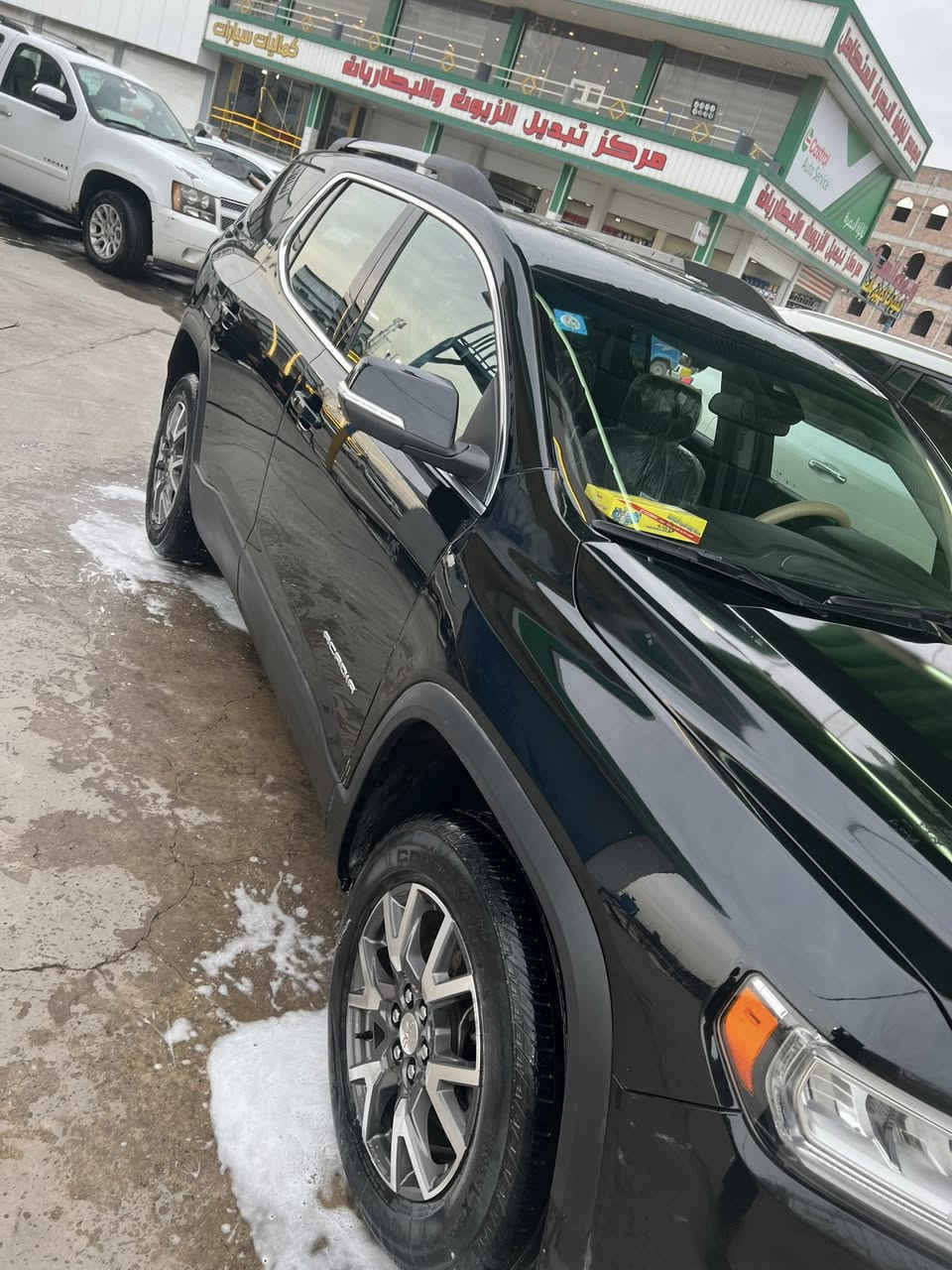 السلام عليكم

‏ GMC Acadia 2023 SLT

( دخول جديد ) 

فول مواصفات للأخير عدا الفتحة  

٧ راكب - ٣ قطع تبريد

محرگ 4 سلندر تيربو  

‏- تشغيل عن بعد 
صندوق كهرباء ( ويفتح بالرجل ايضا ) - سستم صوت (bose) - داتا شو - تدفئة كشنات - كشنات كهرباء

‏‎تحديد مسار - اوتو ستوب - توقف ذاتي عند الاقتراب من السيارات - قفل تلقائي - مراية تعتيم ذاتي + اشاير  - سايد بريك بصمة - فول تحكمات ستيرن - اضاءة العالي اوتو - لايت ٣ عدسات - منظومة زنون بلادي  

‏‎وبعد بيها هواااي مواصفات

‏‎سعرها230💵  

‏‎السيارة جديدة بمعنى الكلمة وبالواقع بعد احلى وكل التفاصيل مذكورة بالكامل اي استفسار ثاني هذا رقم***********
