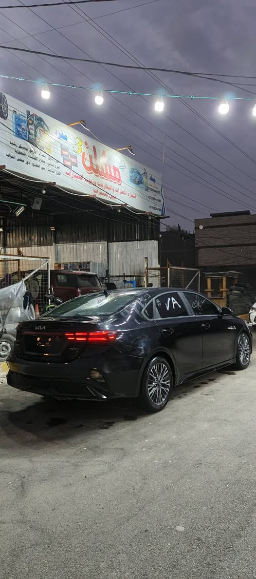 السلام عليكم
- للبيع كيا فورتي جي تي لاين GT-Line فول مواصفات أعلى فئة
وارد امريكي موديل 2024 دخول جديد منفيس بأسمي
- حادث جاملغ خلفي بدون ايرباك بچم كبس شوية من الباب وشوية من الصندوق
- مكينة 2000 دوش 
- فتحة سلايت
- بصمة
- كاميرا خلفية دوارة
- رادارات 360 درجة (امامي خلفي جانبي) 
- توقف ذاتي مانع انصدام
- كشنات جلد
- تحكمات ستيرن اربع جهات
- ثلاث وضعيات قيادة ( ايكو - سبورت - سمارت ) 
- مثبت سرعة تفاعلي ( التحذير عند مغادرة المسار ) 
- ويل كب 17 جي تي لاين
- ستيرن رياضي حرف D 
- لايت فول زينون + لد نهاري وليلي + ترحيب 
- مري كهرباء + اشاير بالمري
- فتح صندوق ذكي عن الأقتراب
- شاشة كبيرة تدعم نظام ابل كار بلي + اندوريد اوتو + شاشة اعطال
- بعد بيها هواي مواصفات 
- السيارة ماشيه 20 الف 
- بدون رقم منفيس بأسمي السعر 163$ 
- مكان السيارة بغداد / بغداد الجديدة / مجمع حي الزهور 
- للاتصال والاستفسار ***********
