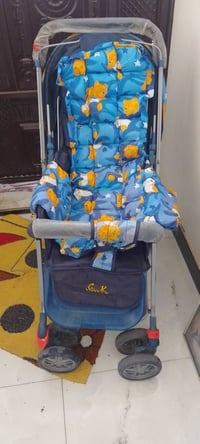 عربة طفل • كبير • مدينه الصدر