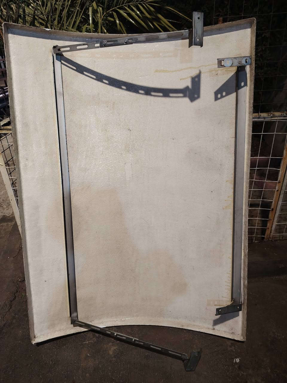 للبيع كاسحه ام الجكات الجبيره
كلش نضيفه
السعر 280 وبيها مجال
بغداد ابو غريب الحصوه
***********
