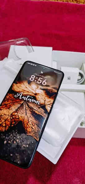 مرحبا... هونر 200 ذاكرى ١٢/٢٥٦ قبل اسبوع اخذتة جديد يعني مشحون تقريباً ٥ مرات للبيع او مراوس بالافضل وانطي فرق السعر ٣٤٠.  بغداد رصافه ***********
