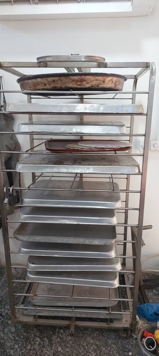 عربانة فرن دوار ستل استيل ١٥ خانة مكان كربلاء ***********
