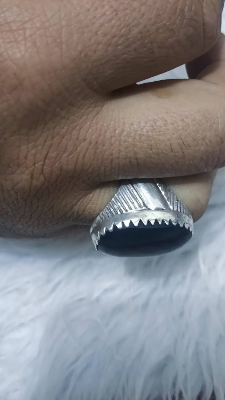 للبيع او مراوس
قيم وخذ


**إذا كنت صاحب هذا الإعلان وتريد حذفه لأي سبب، رجاءا أرسل رسالة إلى الدعم الفني**