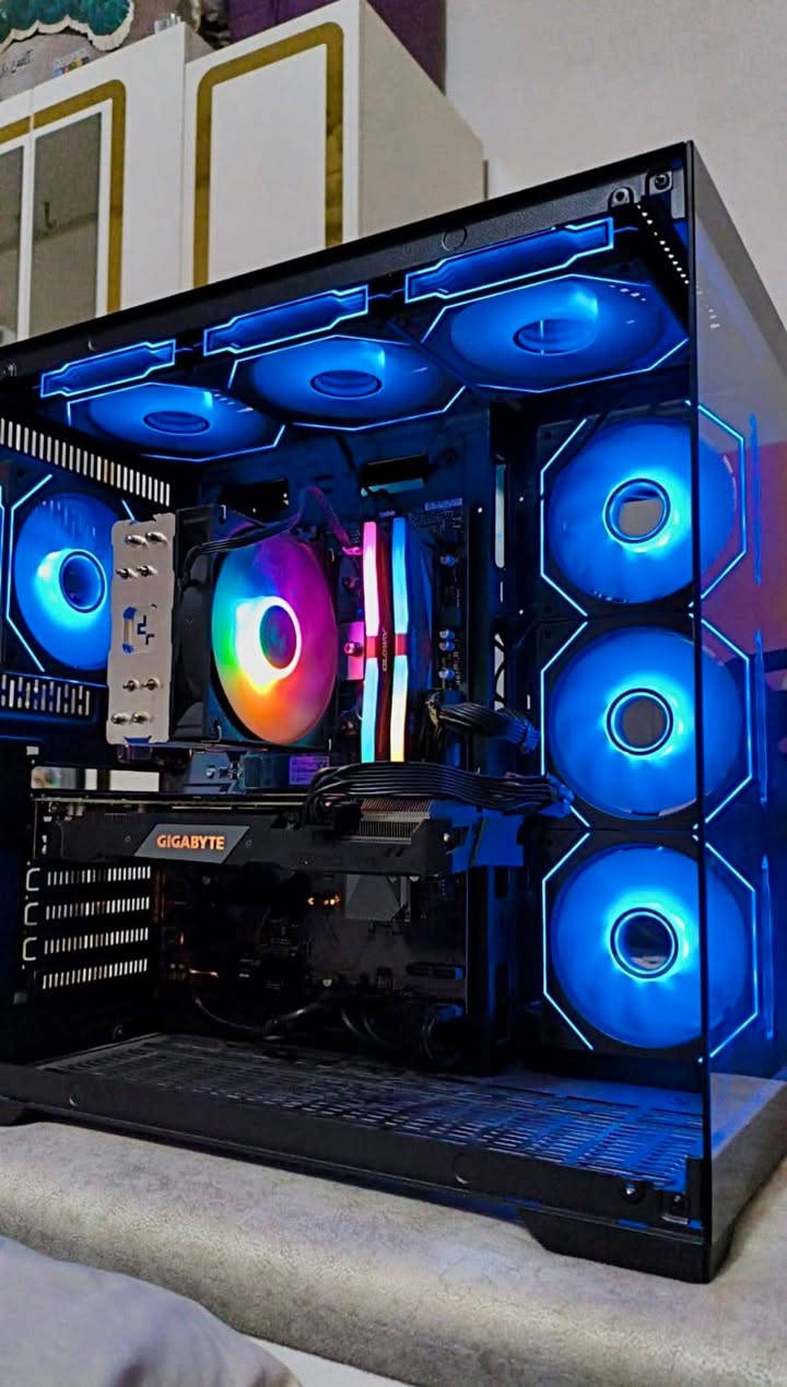 🖥️ تجميعة كاملة للبيع (مع الشاشة والملحقات) 🎮
الحاسبة نظيفة جداً تجي وتشوف بعينك
⚙️ المواصفات:
 المعالج: Ryzen 5 3600
 الكارت: RTX 2060 SUPER 3 FAN (8GB)
 المذربورد: ASUS PRIME B450
 الرامات: 16GB (2x8) RGB DDR4 3200MHz 
 التخزين: هارد M.2 سريع 130g+ هارد 1TB SSD + هارد 1TB HDD
 الباور: 650W فانتك برو
التبريد: غازي 
🖥️شاشة قيمنق Mass حجم 27 بوصة 165Hz
 كيبورد + ماوس قيمنق + سماعة محيطية.💰 السعر: 900 ألف (وبي مجال للشراي).
‼️سبب البيع طالب سادس وماعندي وقت 
📍المكان: بغداد
📞 للتواصل واتساب او الاتصال : ***********
