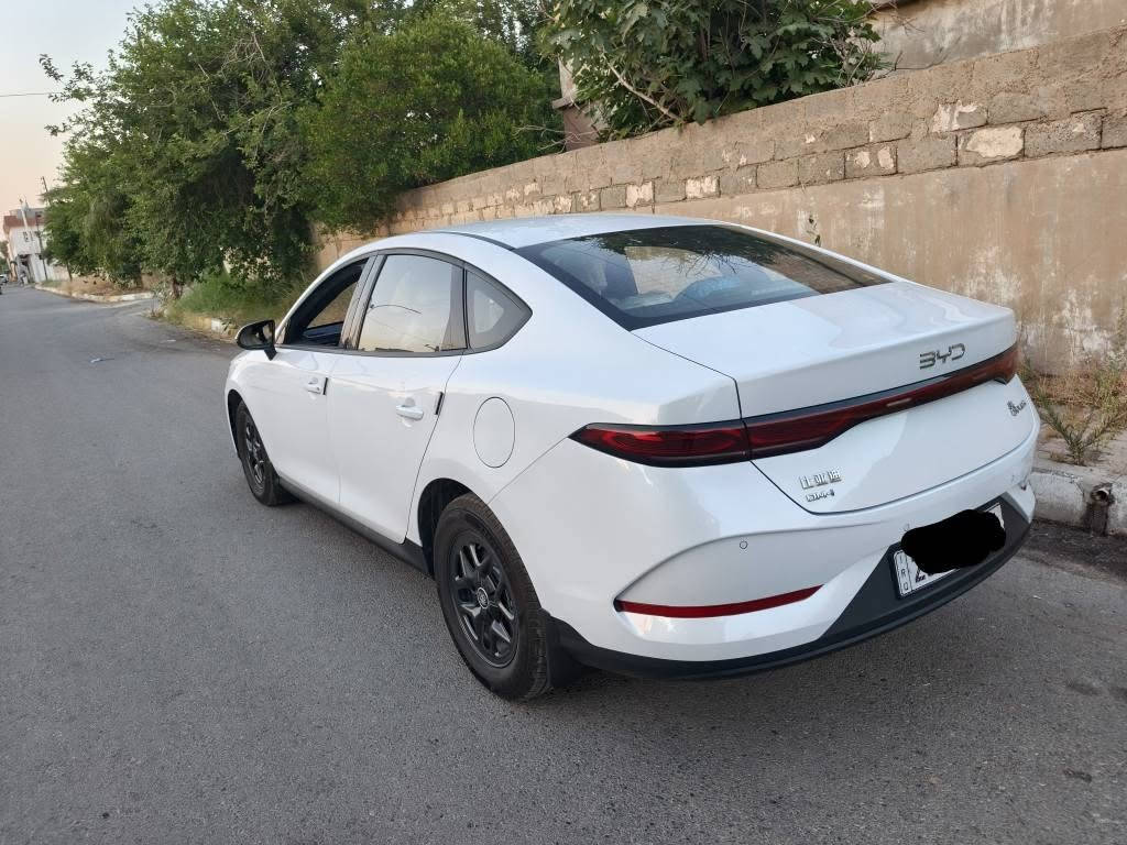 Byd qin plus 2025
تمشي بالتفويلة 2100k
السيارة زيروو مكفولة من كلشي 
ماشية (7000)كيلو بالضبط 
•(شحن_هايبرد بانزين) 
جميع ملحقاتها موجودة
• شاشة وسطية كبيرة
•شاشة كيج الكتروني
•تشغيل بصمة
•تشغيل عن بعد
• كارت تشغيل nfc
•ابواب بصمة
• سويج بصمة
•حساسات خلفية
•كامرة خلفية
•قطعتين تبريد
•لايتات زينون 
•كشنات جلد بيجي
•اوتو هولد
•تحكمات ستيرن
•حساسات اطارات
*لون ابيض
•منافذ شحن
•تحكم مري كهربائي
•اشاير بالمري
•شاحنة بلادي تجي  8 و 16 امبير انته تتحكم بيها تشحن السيارة ب ساعتين
•وضعيات ايكو_ سبورت _ نورمل
•بعدها بنايلون مال شركة
وبعد بيها هواي مواصفات
مرقمة كركوك كامل باسمي شرط التحويل 
مقدم على بطاقة بانزين 
مكانها كركوك
سعرها (126$)  مع المجال
للتواصل *********** كركوك, العراق
