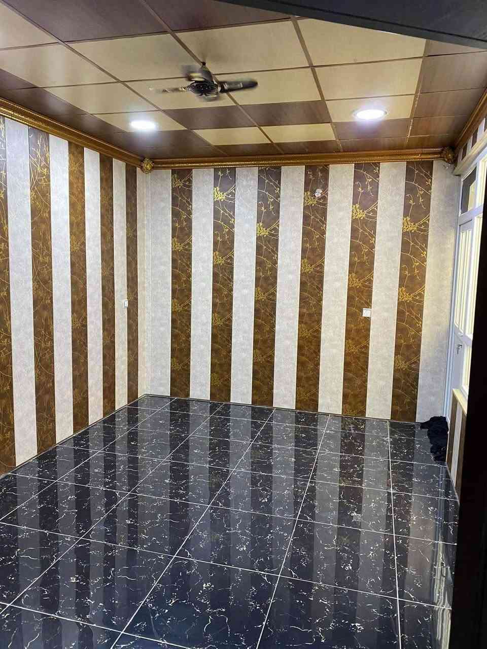 مشتمل للأيجار طابق ثاني
مساحة 100 م .. موقع مميز ، حي البعث قرب معهد الفنون الجميلة
الشقة مثل ما واضح امامكم  نظيفة جداً ..
غرفه نوم + استقبال + صالة .. و صحيات 
ملاحظة الشقة تفرغ يوم ٨ بالشهر الثاني
للأستفسار اكثر
***********
