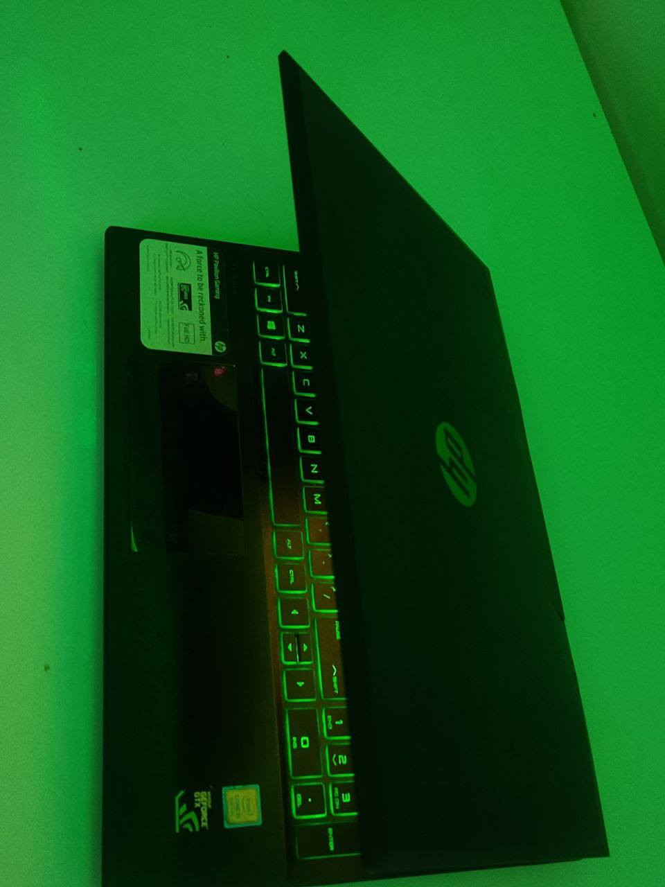 للبيع: لابتوب HP Pavilion Gaming 15
مواصفاته:
معالج Intel Core i5 جيل 8
كرت شاشة NVIDIA GTX 1050 Ti
8GB رام
1TB هارد + 256GB SSD (سامسونج)
شاشة 15 بوصة، أداء ممتاز للألعاب والبرامج
الجهاز شغّال 100%
البطارية مبدّلة وجديدة نوعها زين
والإطار مالت الشاشة شوية مفتوح يحتاج لزك بسيط (ما يأثر على الشغل).
الحاسبة راقية و كلش حلوة ب الالعاب و كلشي
سعرها 500 الف وبي مجال بسيط للشراي


**إذا كنت صاحب هذا الإعلان وتريد حذفه لأي سبب، رجاءا أرسل رسالة إلى الدعم الفني**