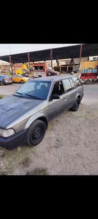 مازدا للبيع ينرادلها كير ومصرف سعرها 25 ورقة وبيها مجال 07771466820