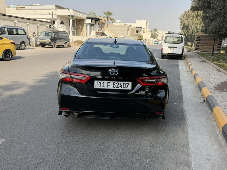 تويوتا كامري 2024 هايبرد XSE 🚘
بدون ايرباك
حادثها جاملغ خلفي وصندوق فقط
السعر 220 
🔹 كامري 2024 هايبرد XSE هي خيارك المثالي 🔹

✨ سيارة شبه جديدة بحالة ممتازة
✨ أداء رياضي مع استهلاك وقود اقتصادي
✨ تصميم XSE الجريء والفاخر
✨ قيادة ناعمة ومريحة داخل المدينة وعلى الخط

المميزات:
✔️ هايبرد – توفير عالي بالبنزين
✔️ فئة XSE الرياضية
✔️ أنظمة أمان متقدمة
✔️ شاشة حديثة + تقنيات ذكية
✔️ داخلية نظيفة جدًا
✔️ جاهزة للاستخدام بدون أي مصاريف

💎 سيارة راقية لمن يعرف قيمتها
💰 السعر: 220 بيها مجال بسيط 
📍 الموقع: بغداد حي الجامعه 
📞 التواصل: 
***********او ***********
