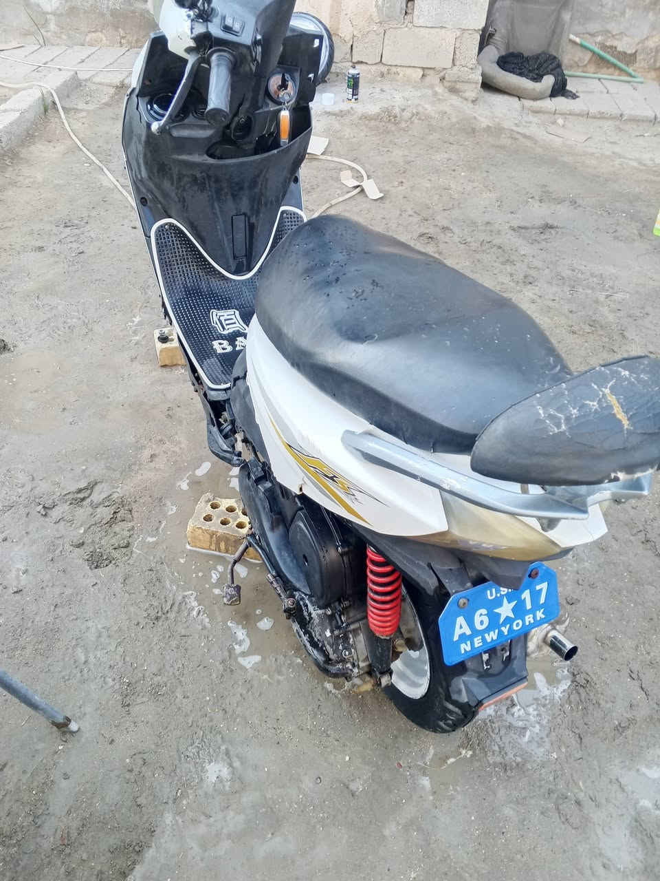 السلام عليكم درجة إلى بيع إف اس بي خيط بخار خفيف  الدراجه  ونضيفه مكينه ماكس عدله  ناعمه بوشه 49 نكره سلف هندر لايت زنون السعر 200مكاني كربلاء
التصال ***********
