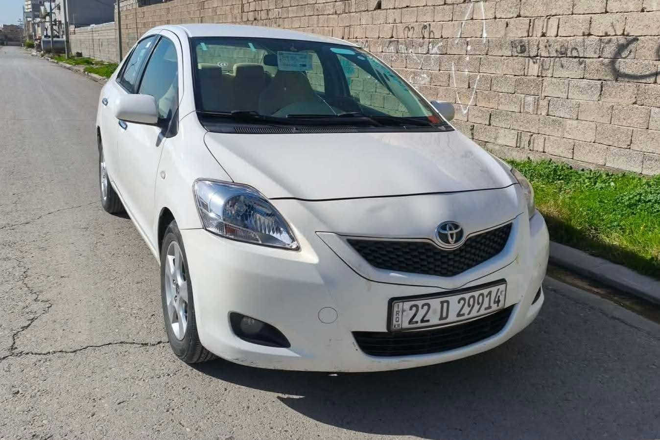 تویوتا یارس 2009 گێر ئۆتۆماتیک 
مەکینە گەورە 
چوار جام کارەبای ئاوێنەی کارەبای 
دەبڵ گێچ ویل کەپ بیلاد کوشین جەگ 
سەیارەکە بێ بۆیاغە 
تەنها یەک پەڵە ساردی هەیە 
 سەنەویشی هەتا ٧/٧/٢٠٢٦ تازەیە باناوی خۆمانەوەیە 
. گۆرینەوەش ناکەم .

سـعـر : لە کۆمێنت داوابکە ڕاستەوخۆ بۆت دێت 📥 

مەکینەکەی تۆزەک دوکەڵی هەیە
هیچ کێشەیەکی تێدا نییە 

ژمارەی خاوەنەکەی 
***********
