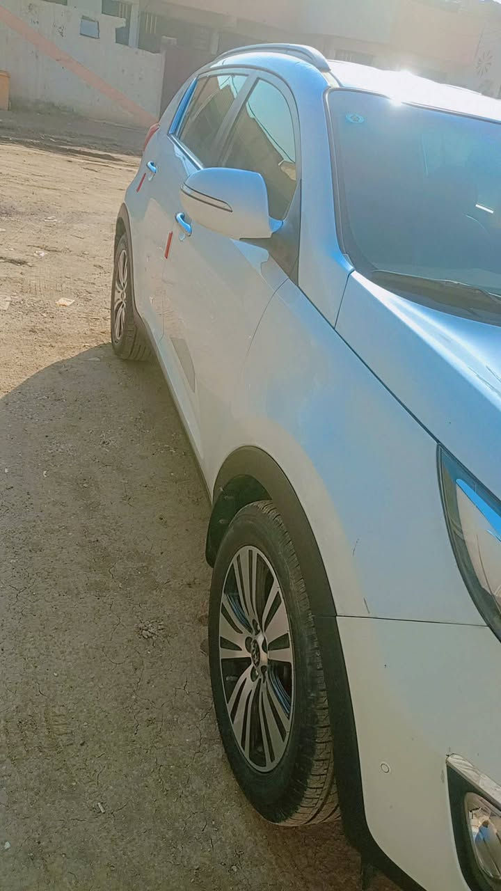 يا يالله سبورتج مديل 2016 الساره جديده مال بيت خير من الله رقم بغداد باسمي تحول مباشر السياره ماشيه 86 مكفوله   تخم تاير صار اسبوع من شاده امامي خلفي او المواصفات المعروفه ميحتاج احجيهن  او الصور يمك ونته احكم رايدها 178اذا  للعم اخوان اكو اشكل بسوك  والي حاب يشتري هذا رقمي ***********
