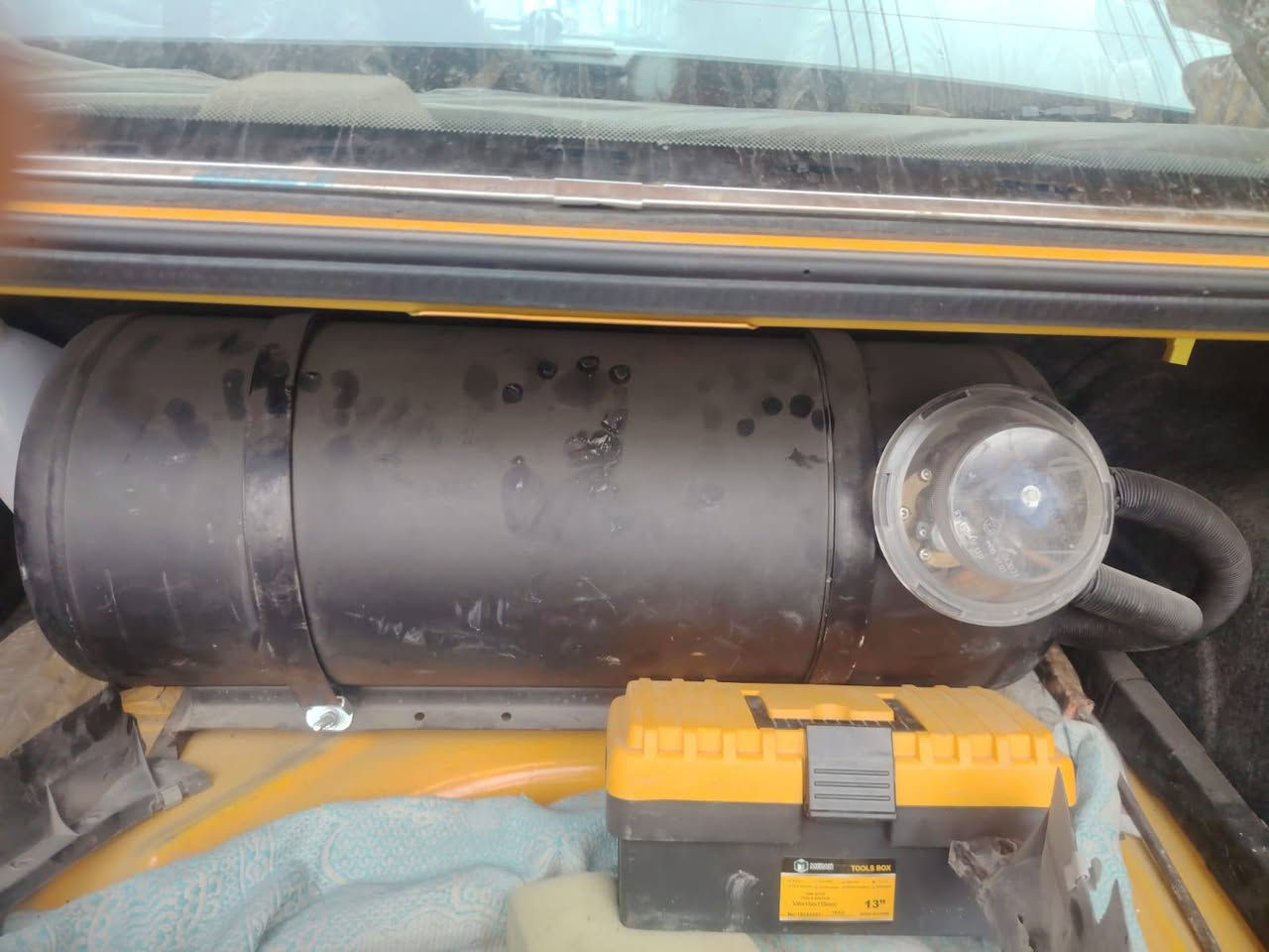 سلام عليكم بارص للبيع موديل 24بسمي بيهه هاي رصعه بلبنيد الباقي مكفول بيهه منضومه غاز رقمهه بغداد دولي مكاني ماشيه 47الف سعرهه 72مكاني بغداد ***********
