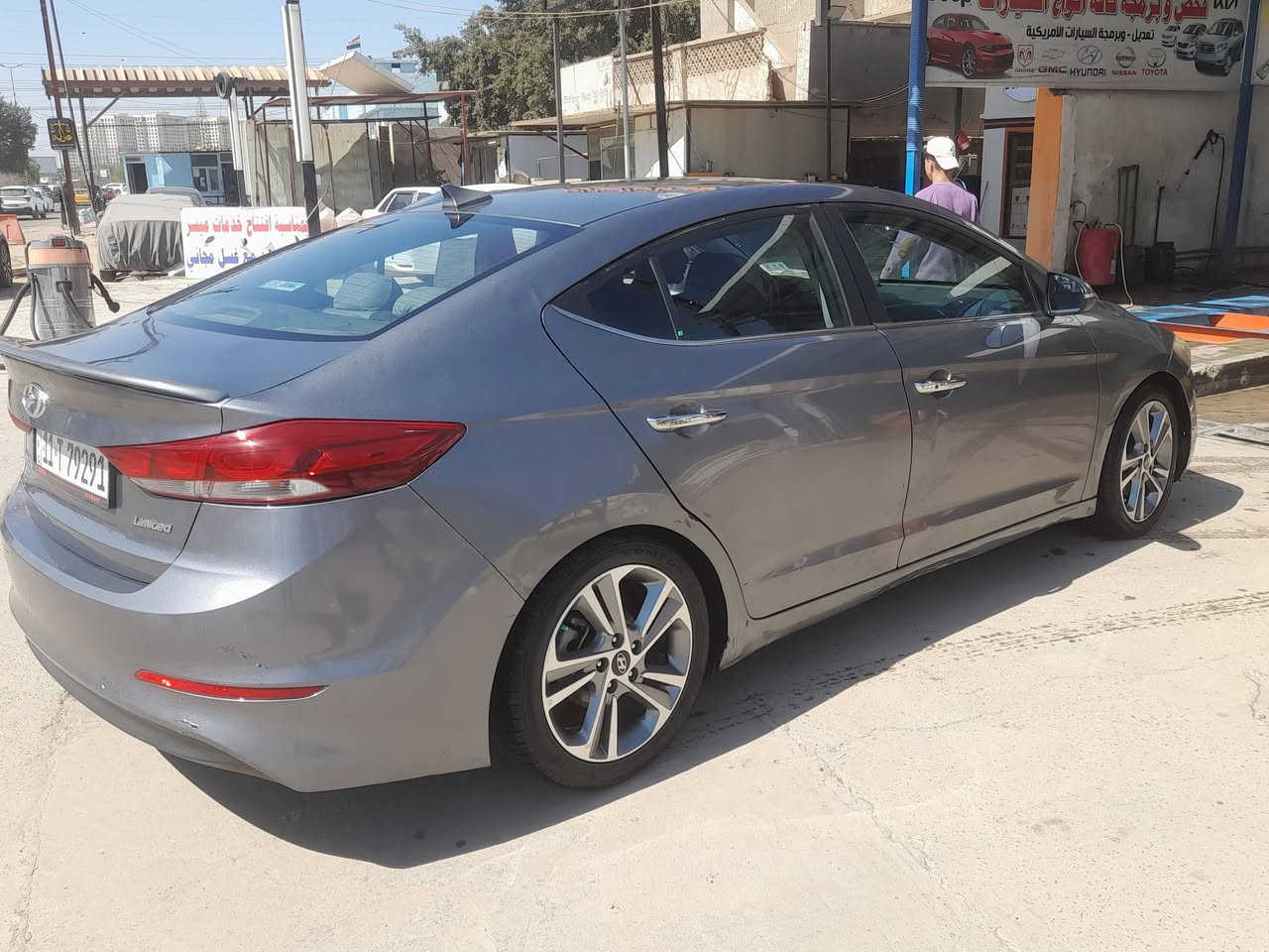 النترا 2017 Limited فول مواصفات عدة الفتحة تحكمات استيرن اشايري مري كاميرا السيارة جاهزة من كلشي كير مكينة تبريد كفالة
هزة جديدة السنوية ب اسمي
بقية التفاصيل موجود سونار 
السعر 108$ 
*********** 
المكان بغداد الدورة
