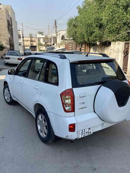 الي يدور نضيف شيري تيگو 2013 مكفوله من الصبغ والتبديل والفتح 
محرك 1800 كير كهرباء بشرط كفاله تبريد ثلج ادامه كامله صدر تخم تاير هزة سنويه رقم بغداد كله جديد بأسم بنيه شرط التحويل فتحه سقف جلد تدفئه كشنات حساسات خلفيه تحكم ستيرن السعر 64وبيه مجال العنوان السيديه 

***********
