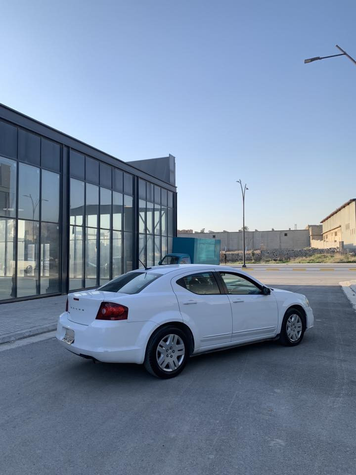 دۆج ئەڤێنجەر ٢٠١٢  ئۆتۆماتیک بێبۆیاخ بێسارد تەنها یەک قوپاوی هەیە
مەکینە ٢.٤ی مەرغوب
چوار تایەی تازەی لەسەرە سەیارەکە ڕێکو پێکو بێ مەسرەفە نمونەیە لەجوانی  وپاکی  چوار جام کارەباو ئاوێنە کارەباو سوکان ڤۆلیۆم تەحدید سورعەو تراکشن کۆنترۆڵی هەیە

نرخ:(٩٠)گەڵاو کەمێک مەجال
ژم:***********
شوێن سلێمانی
