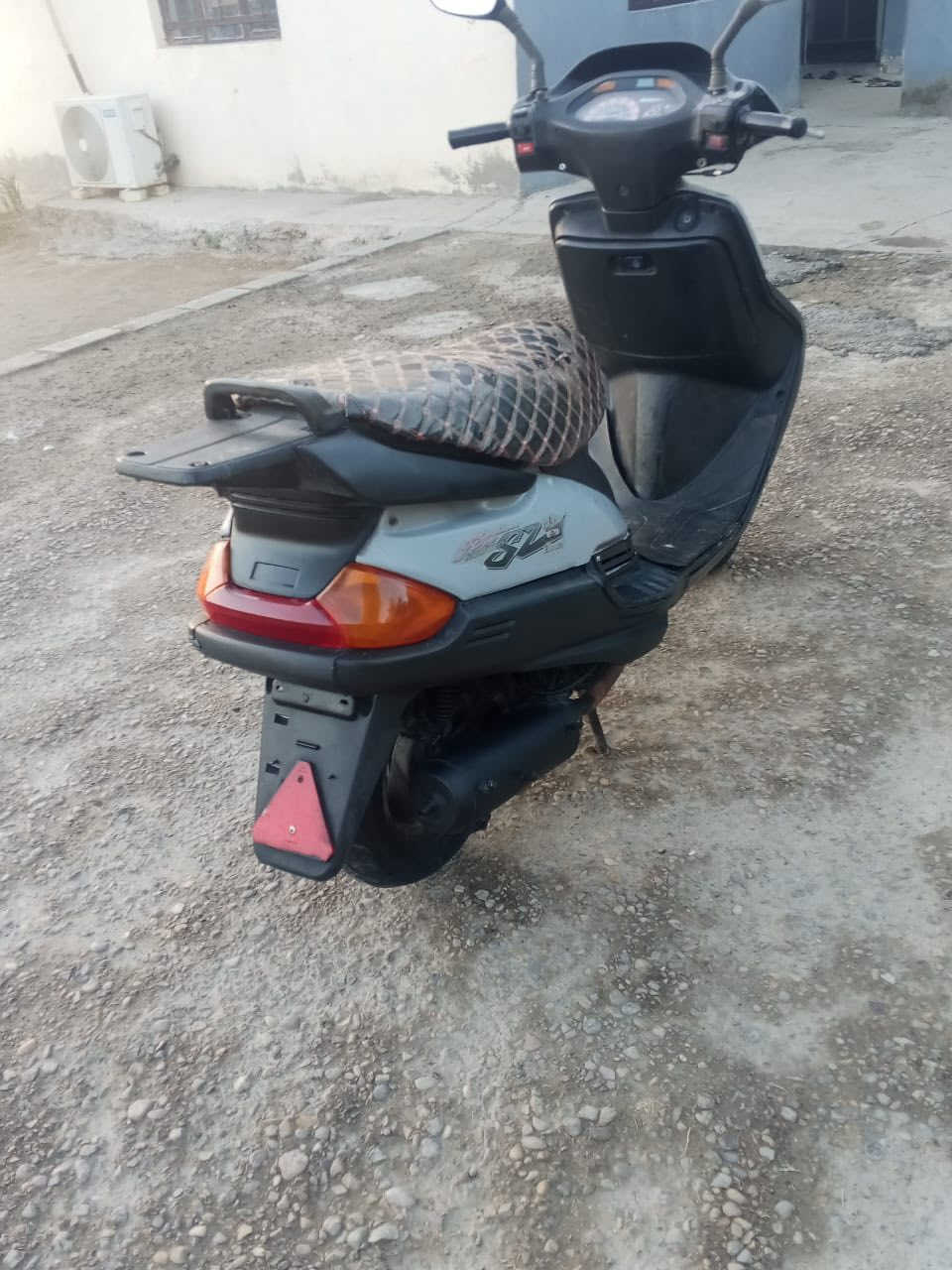 سلام عليكم دراجه فراشه رايدهه ب350 وبيهه مجال مكاني بعقوبه خريسات  ***********
