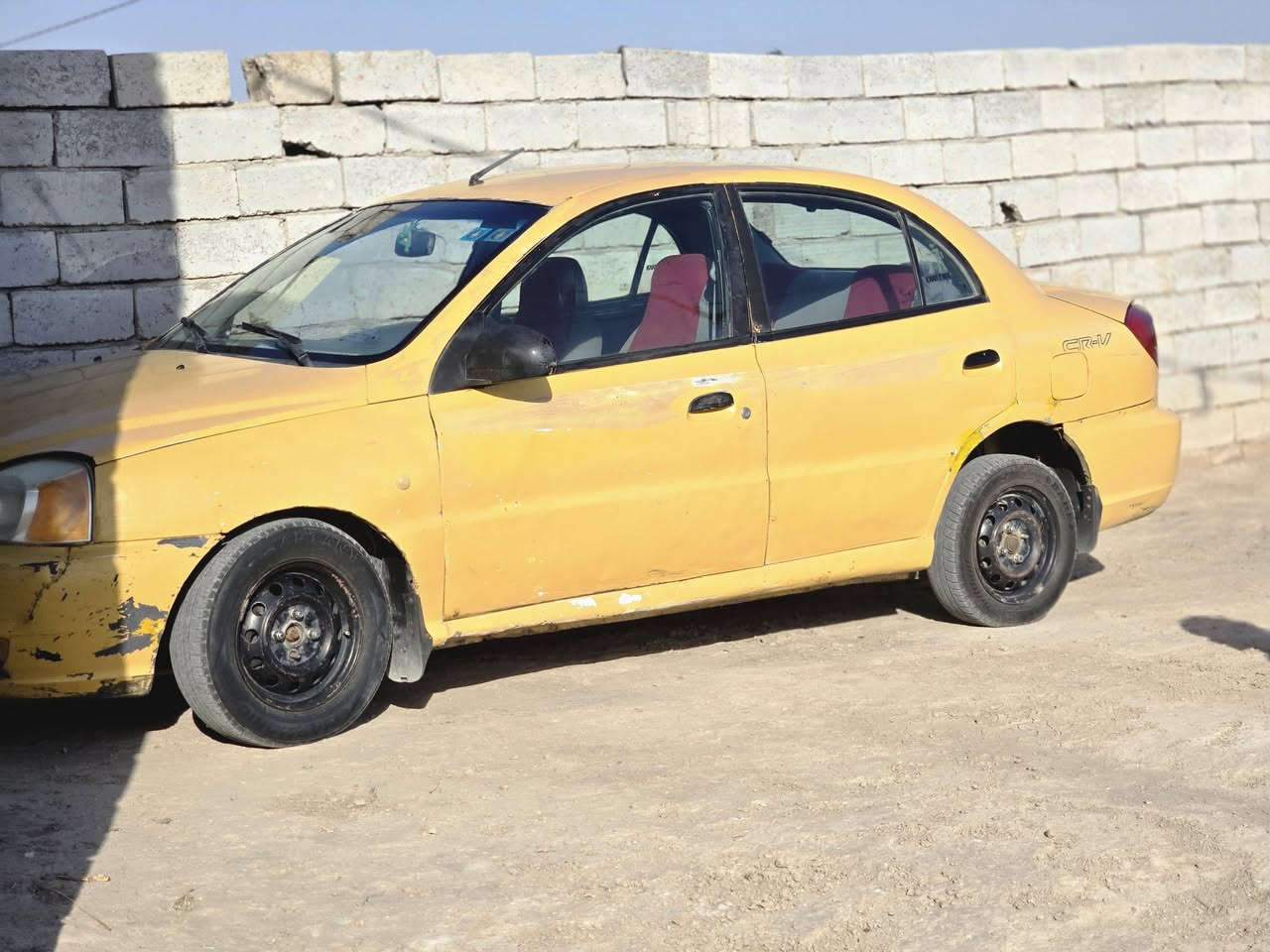 سلام عليكم سياره ريو ٢٠١٠ مكفوله كير ومحرك رقم نكليزي بسمي مداور ثاني يوم تخم تاير سعر ٢٧ وبيه مجال رقم الهاتف ***********
